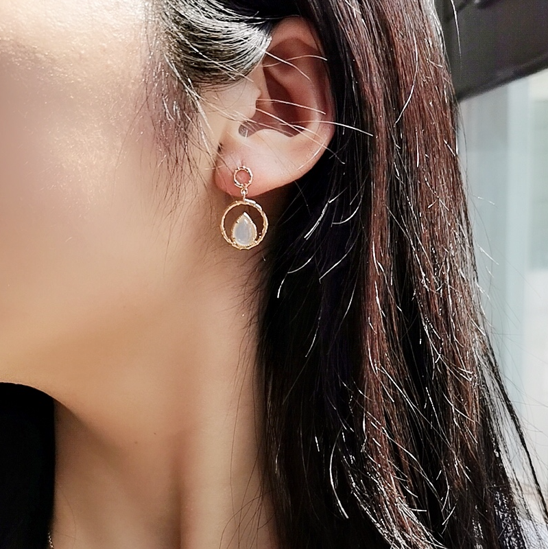 teardrop-shaped earring