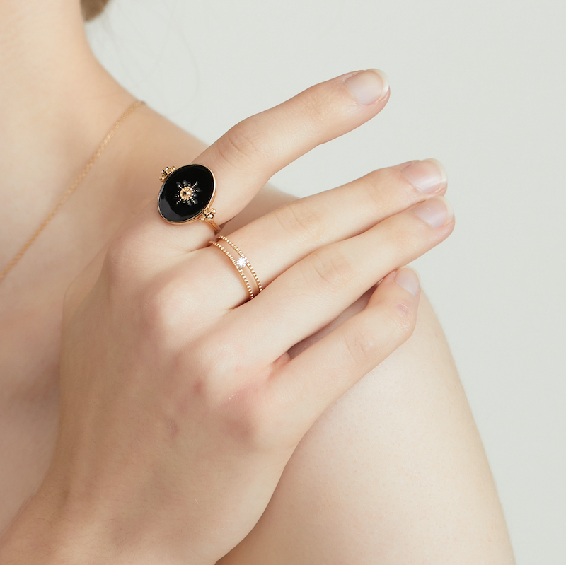 Black enamel double-sided ring(with astral)